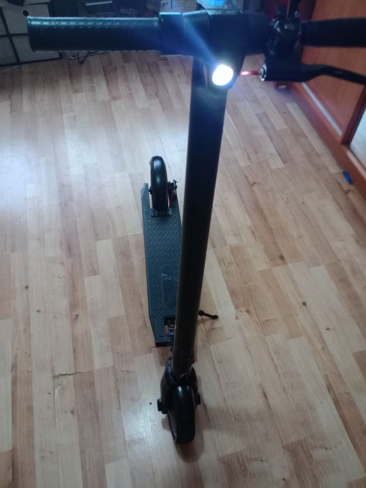 Hulajnoga elektryczna