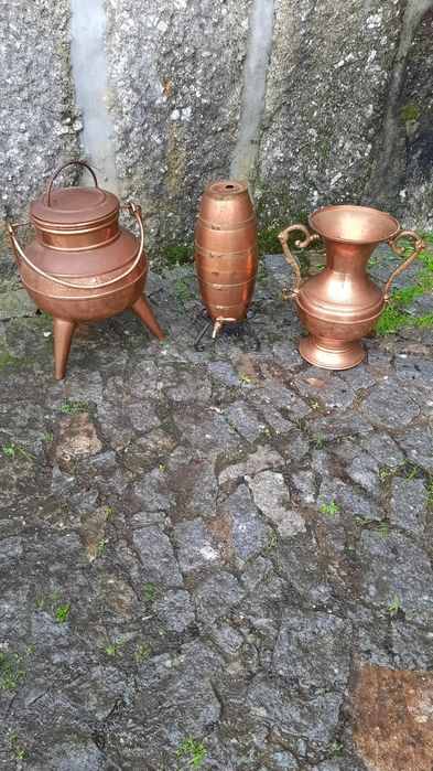 Peças em cobre. Pote etc