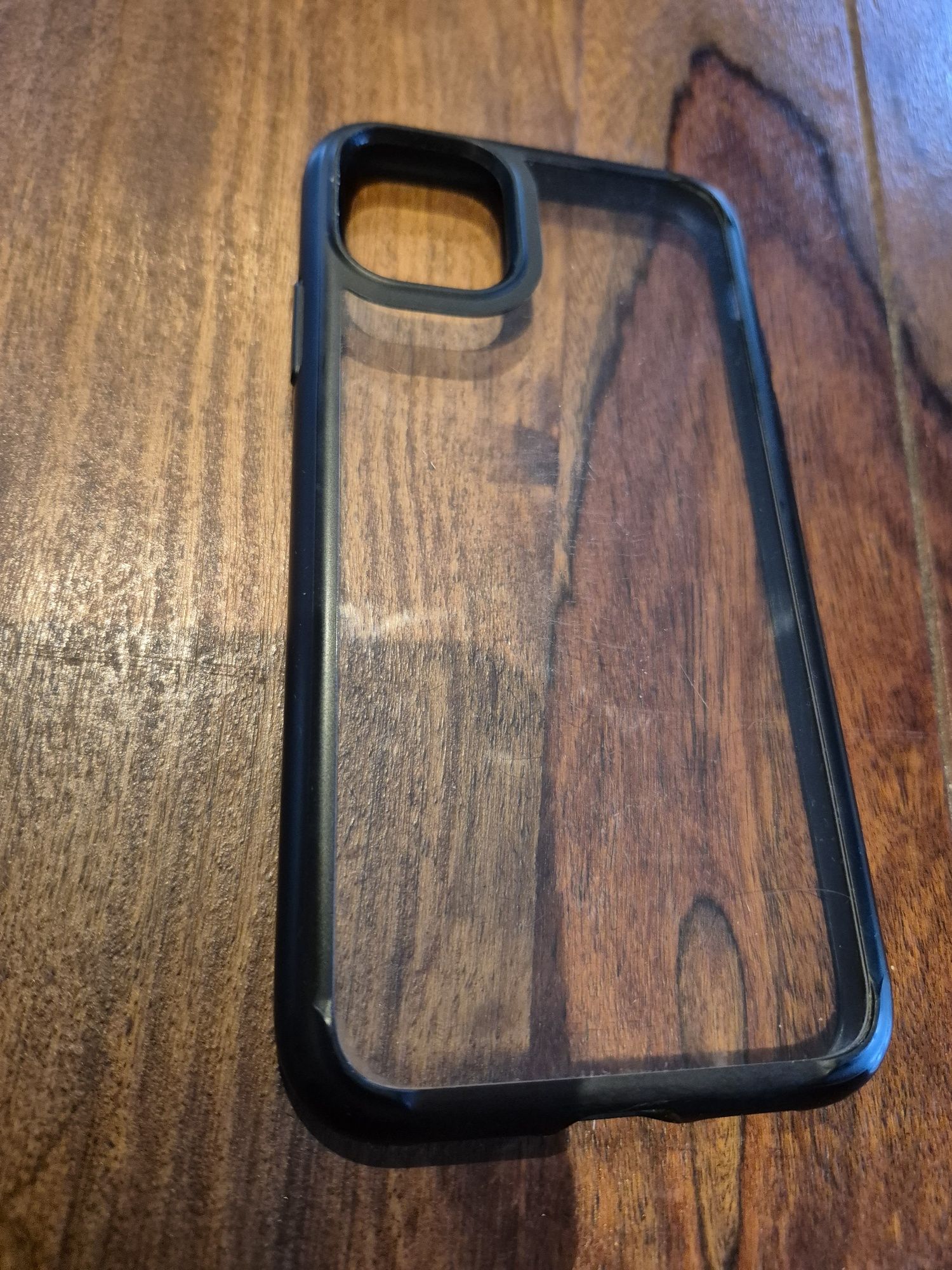 Case spigen do iPhone 11