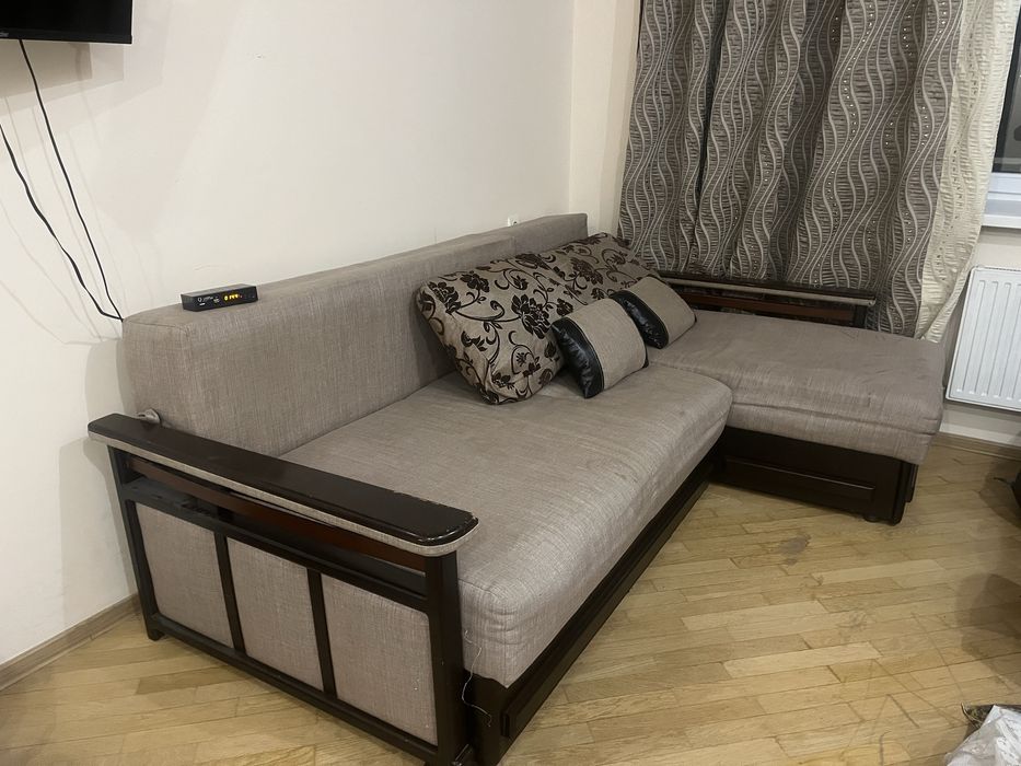 Куток м’ягкий в доброму стані