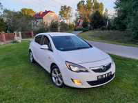 Opel Astra 2.0 cdti sport czujniki cofania climatronic alufelgi tempomat alusy