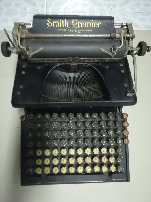 Máquina de escrever Smith Premier nº 10