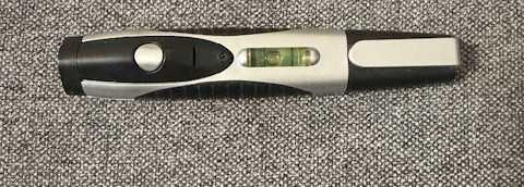 Multitool poziomica, latarka LED, śrubokręt