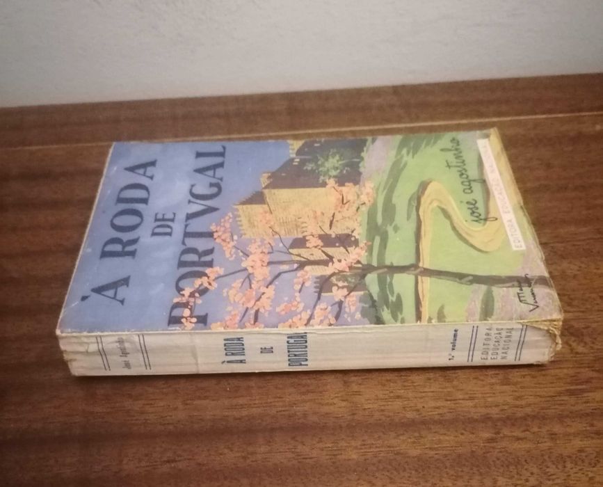 Livro “Á Roda de Portugal” de José Agostinho