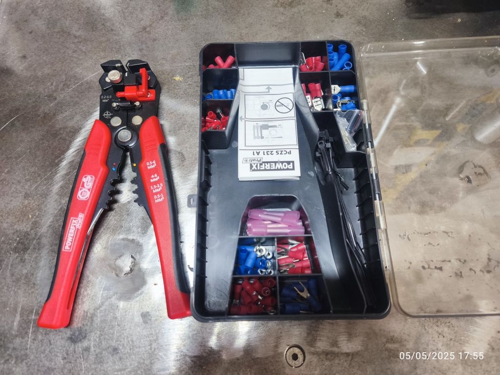 Alicate de descarnar e cravar Powerfix