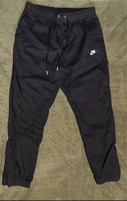 Продаю Nike спортивні штани