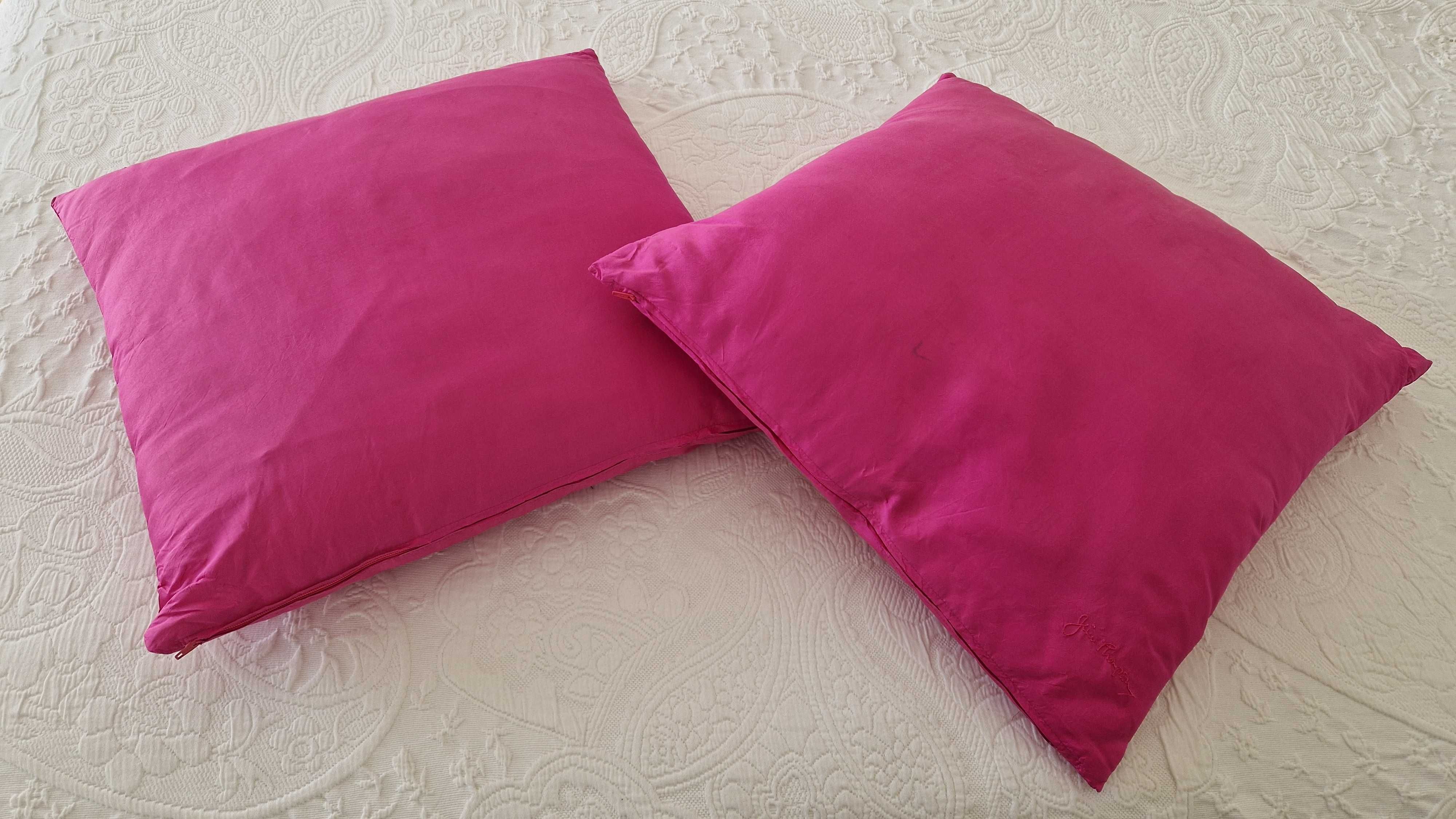 Conjunto 2 almofadas rosa fuschia, com fecho