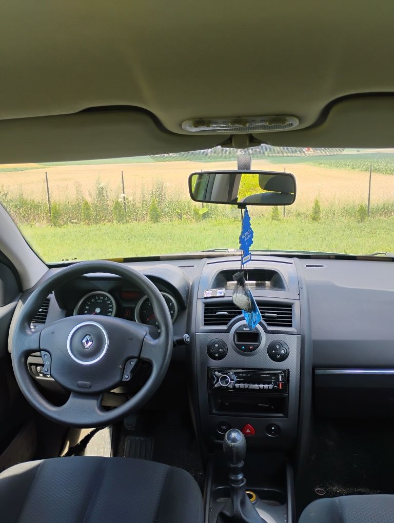 Sprzedam Renault Megane 1.9 dci 2004