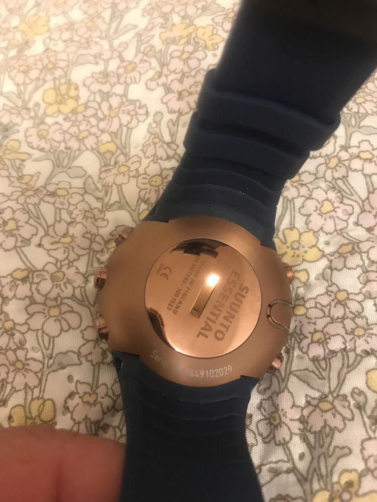SUUNTO Core Essential
