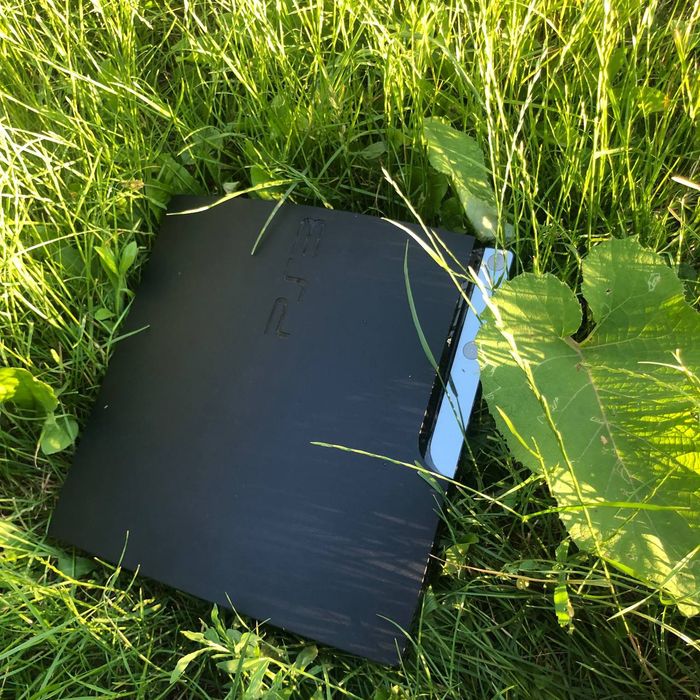 Ps3 slim в новому стані