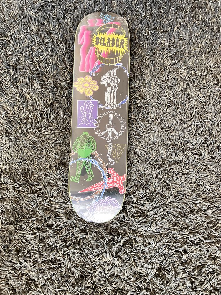 Tábua de skate dilabor parallel universe 8.125