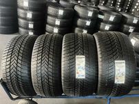 Купити різношорокий комплект зимових шин резини 315/40R21 + 275/45R21