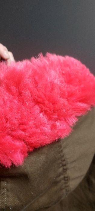 Парка, ярко розового цвета ,состояние как новая