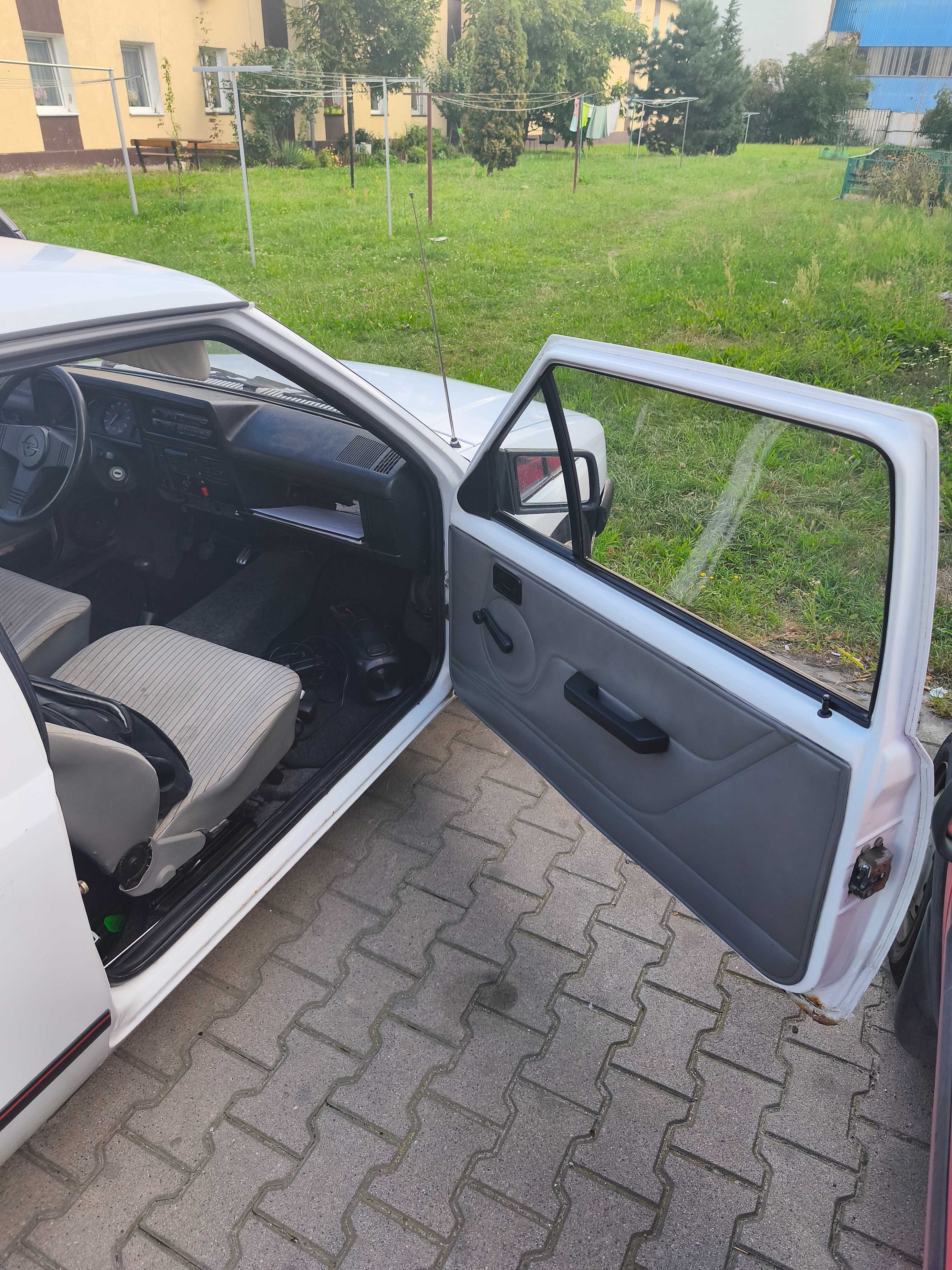 Opel Corsa A 1.4 Benzyna