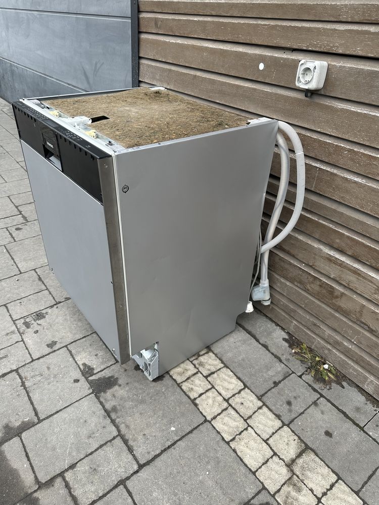 Посудомийна машина siemens 81см SN677X01TE/04