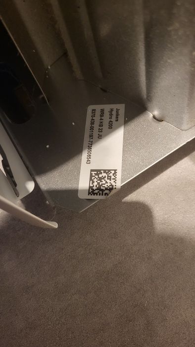 Gazowy podgrzewacz wody Junkers Hydro 4200 WR9-4 KB23 JU