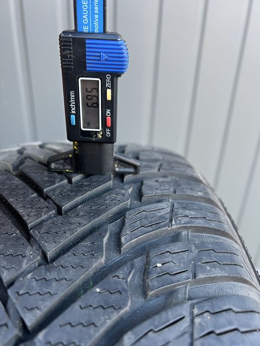 Зимові шини 235/60/18 107V Nokian Weatherproof SUV