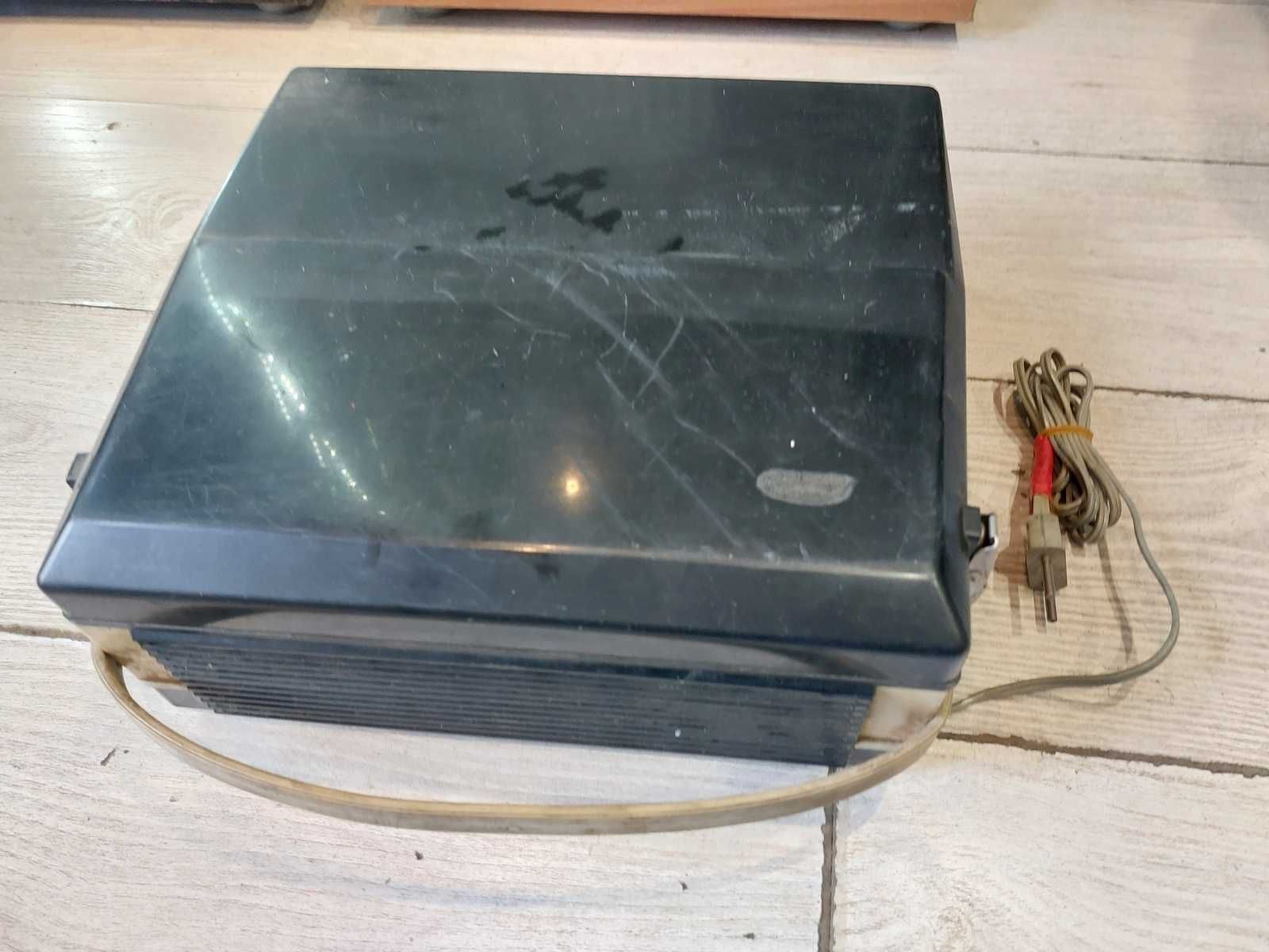 Magnetofon szpulowy Tesla B42