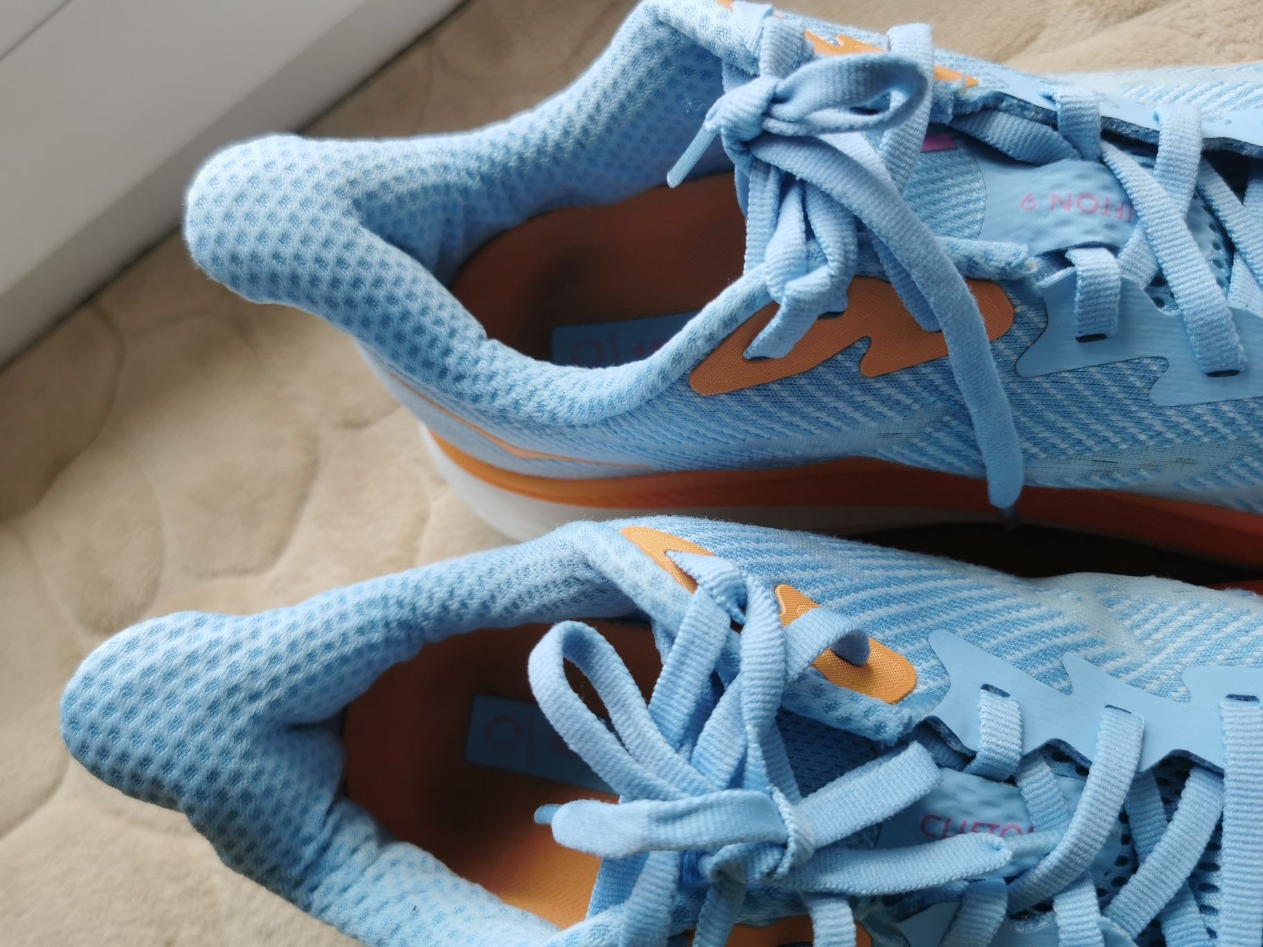 Buty biegowe Hoka Clifton 9 r. 40 i2/3