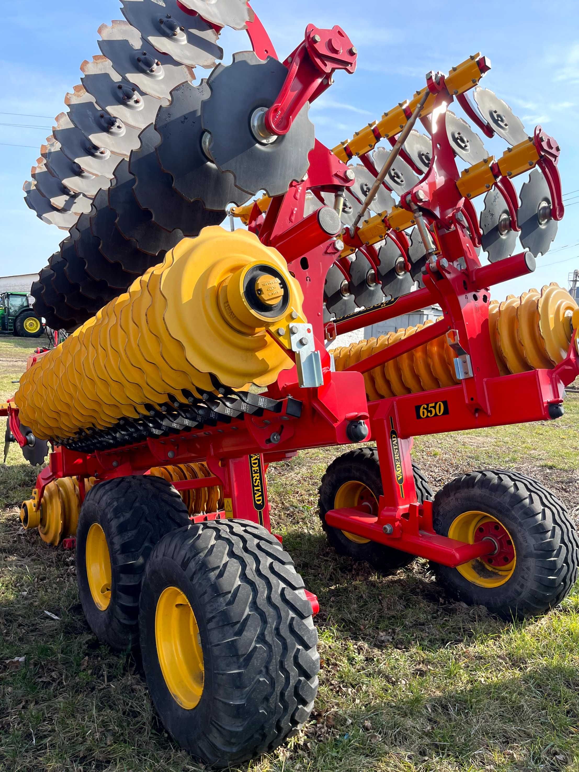 Дискова борона Vaderstad Carrier 650