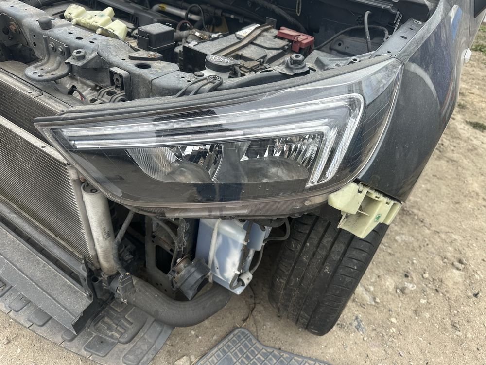 Opel mokka X lampa lewy przód LED kpl igła anglik
