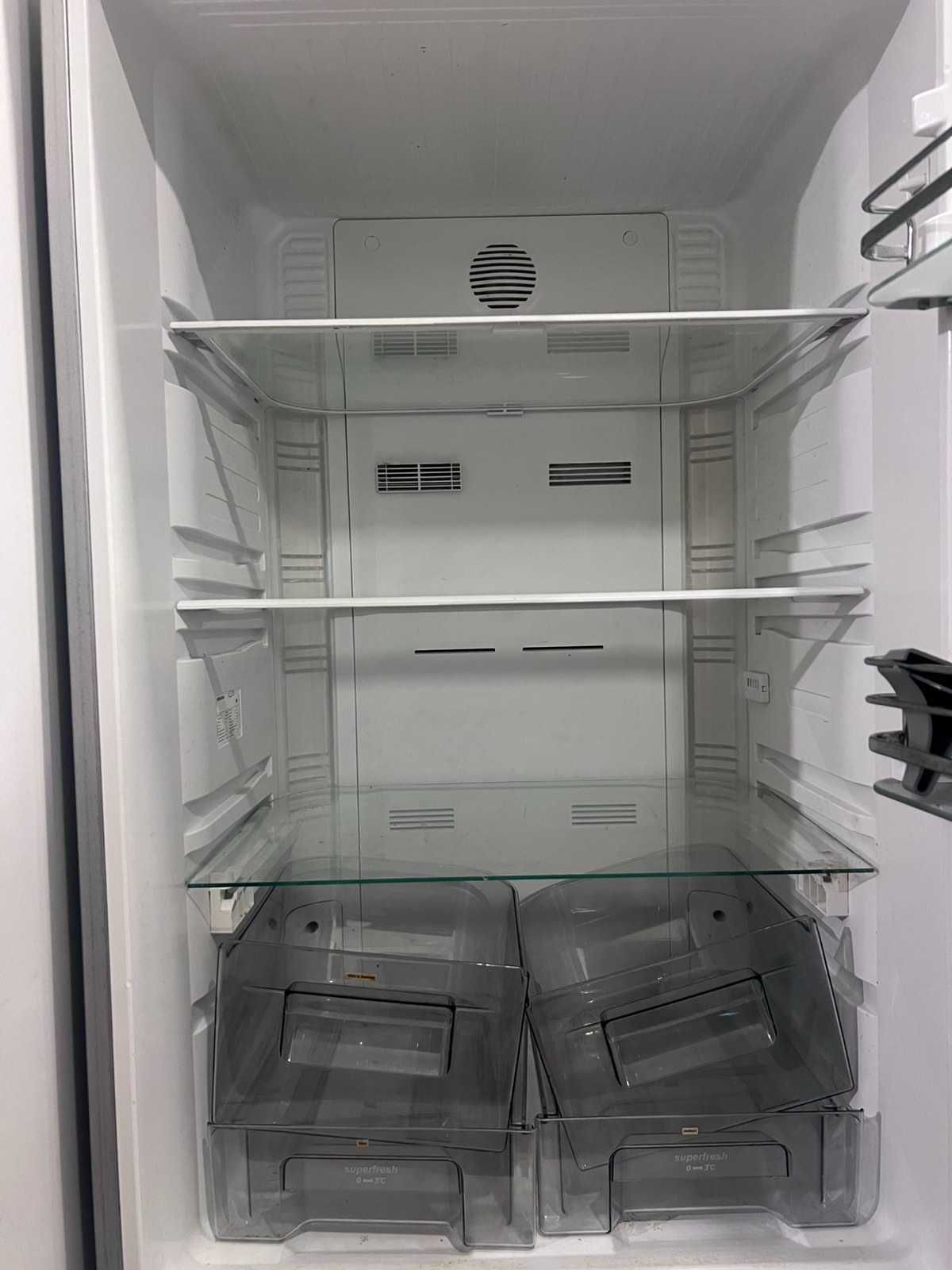 Продам холодильник GRUNDIG