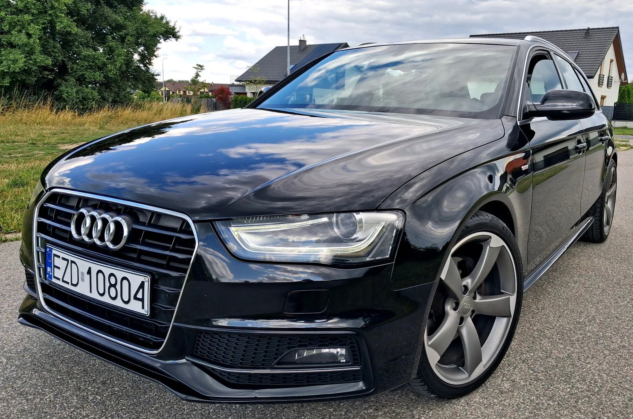 Audi A4 Navi S-line Rotor19 Bixenon!!!