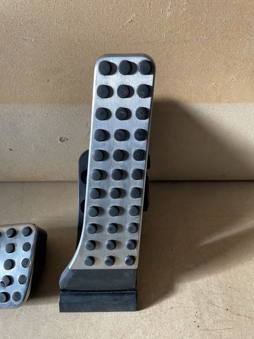 Pedal gazu nakladki na pedaly AMG Mercedes C klasa w204 w203 CLK w209