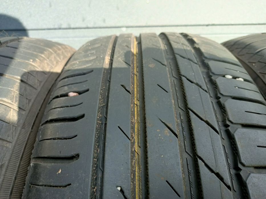 Opony Nokian Tyres lato 235/60R16 4szt