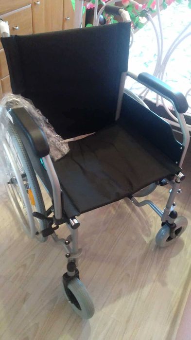 Nowy wózek inwalidzki Reha Fund metalowy