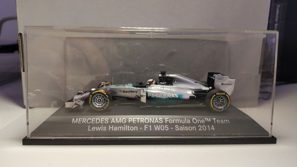 Miniaturas F1 - Lewis Hamilton