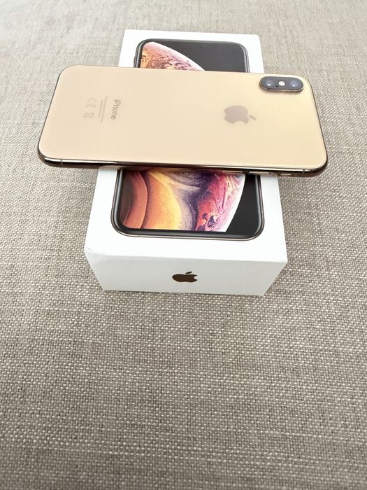 IPhone XS 64GB dourado