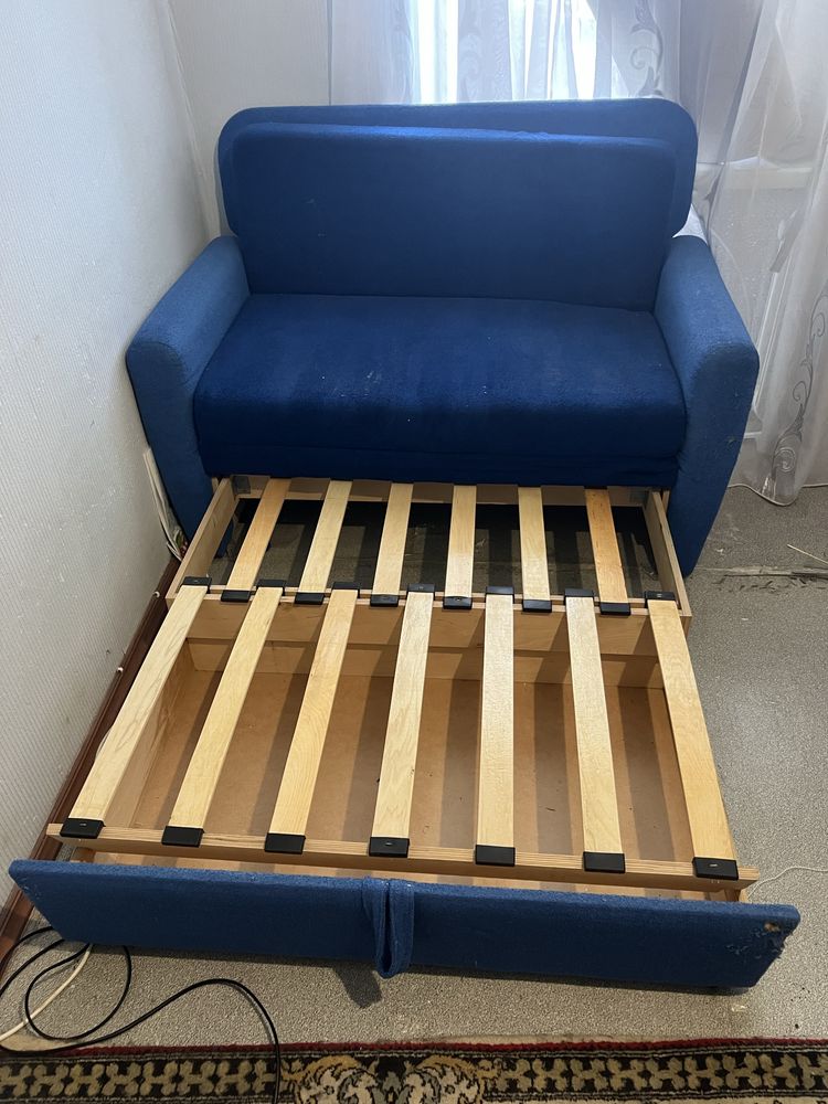 Продам розкладний диван