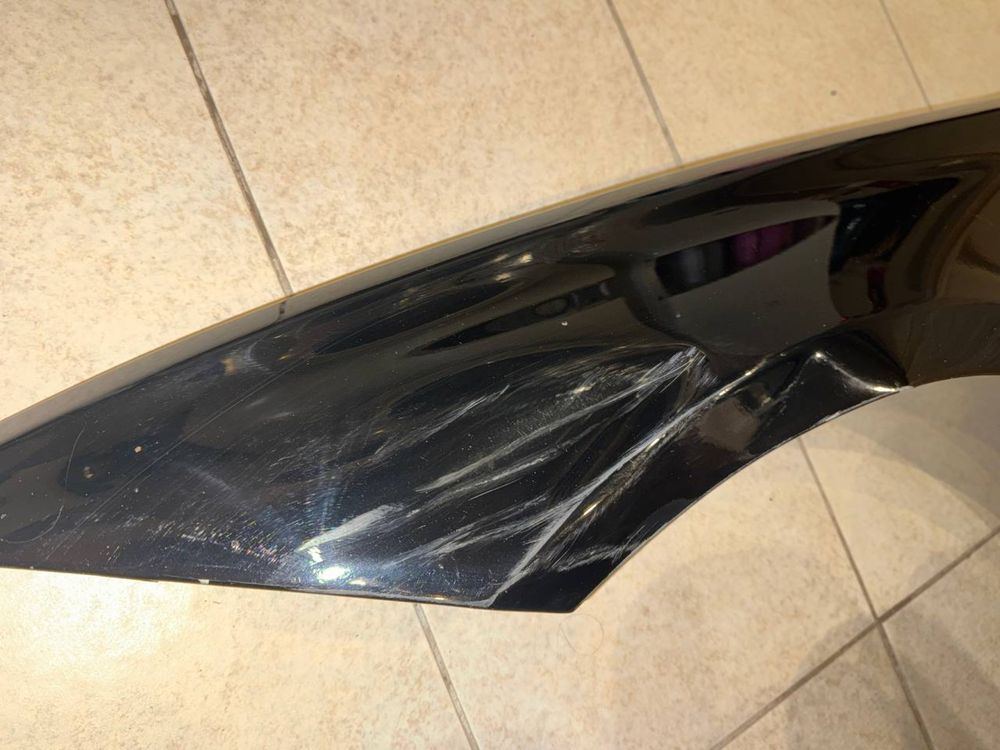 Продам крыло bmw f30