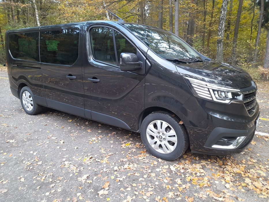 Licencjonowany przewóz osób krajowy i międzynarodowy- wynajem busów.