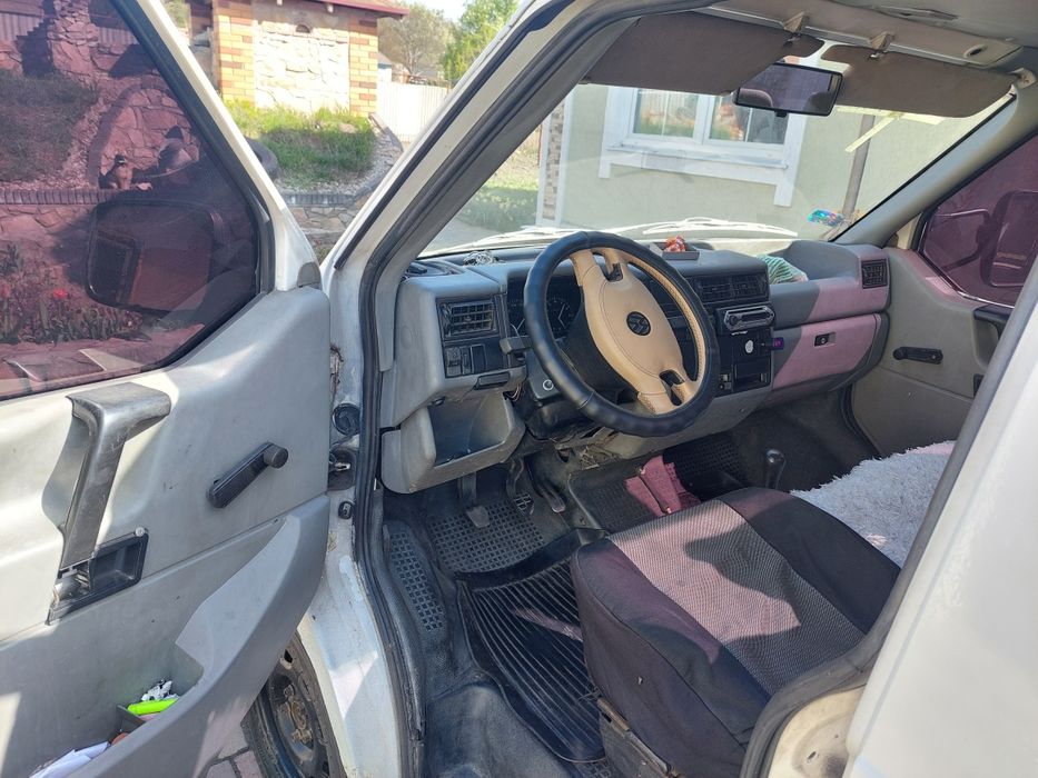 Volkswagen Transporter 4