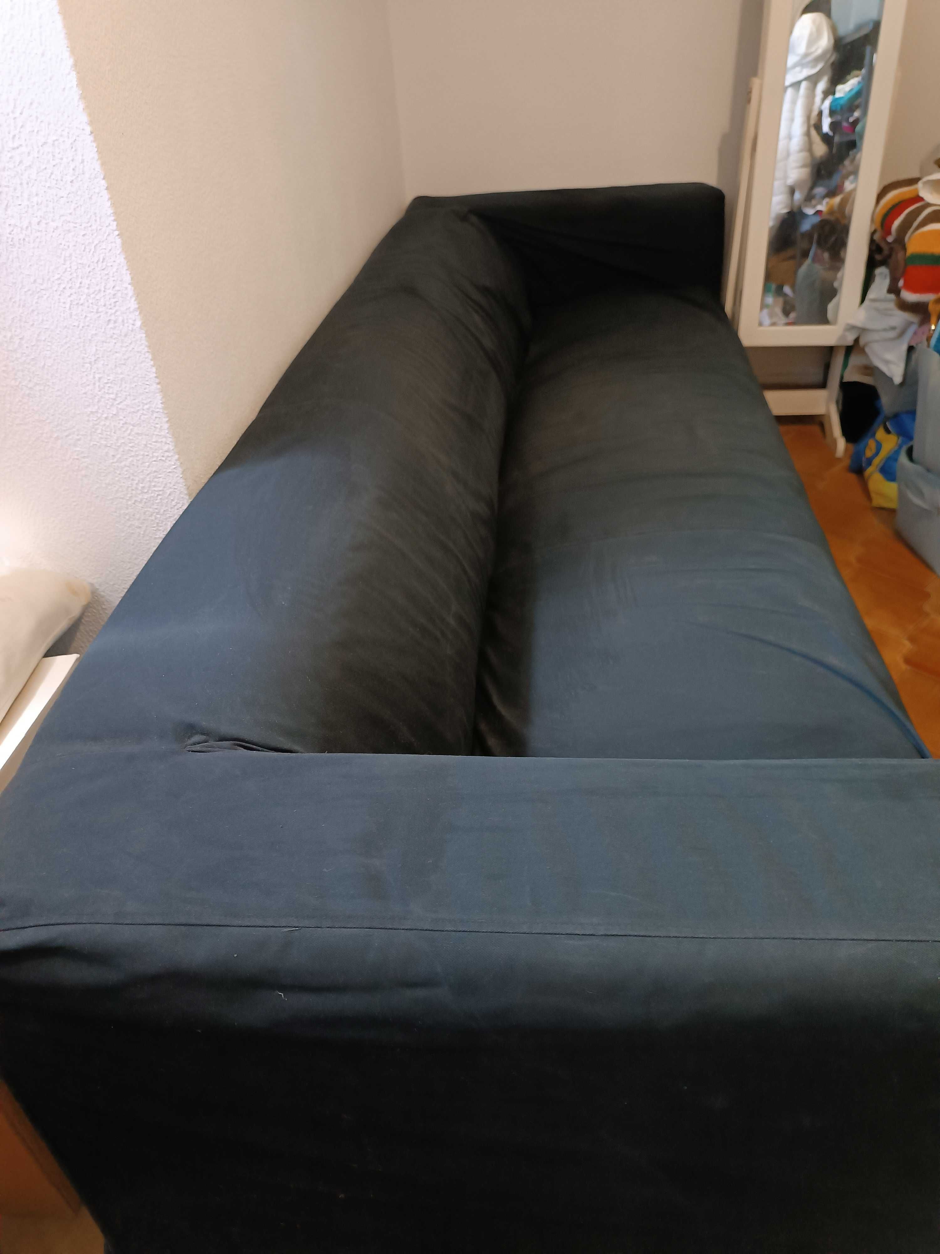 Vendo sofás (sofá simples e sofá cama)