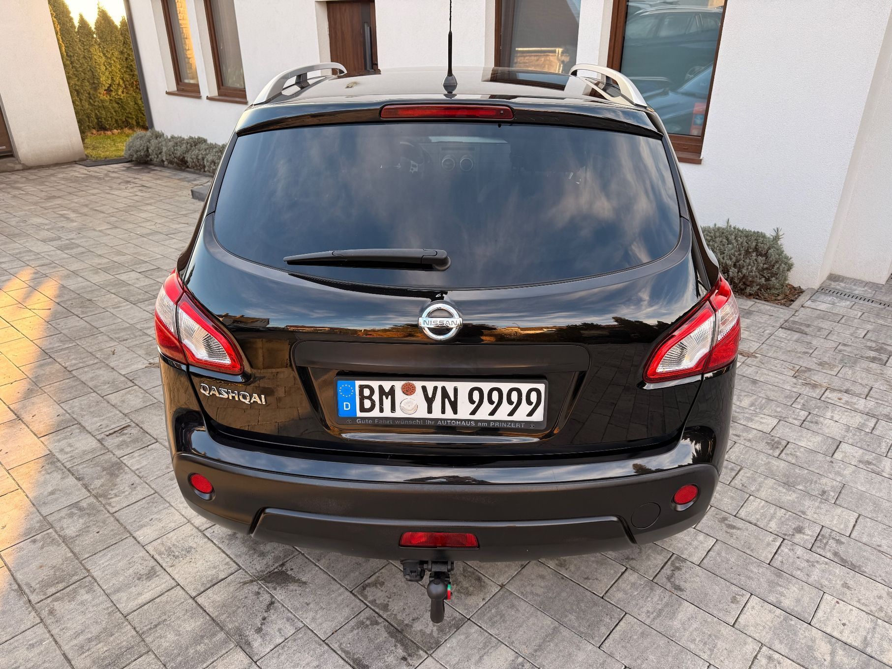 Nissan Qashqai kamery 360 zadbany SUV. 2.0 benzyna