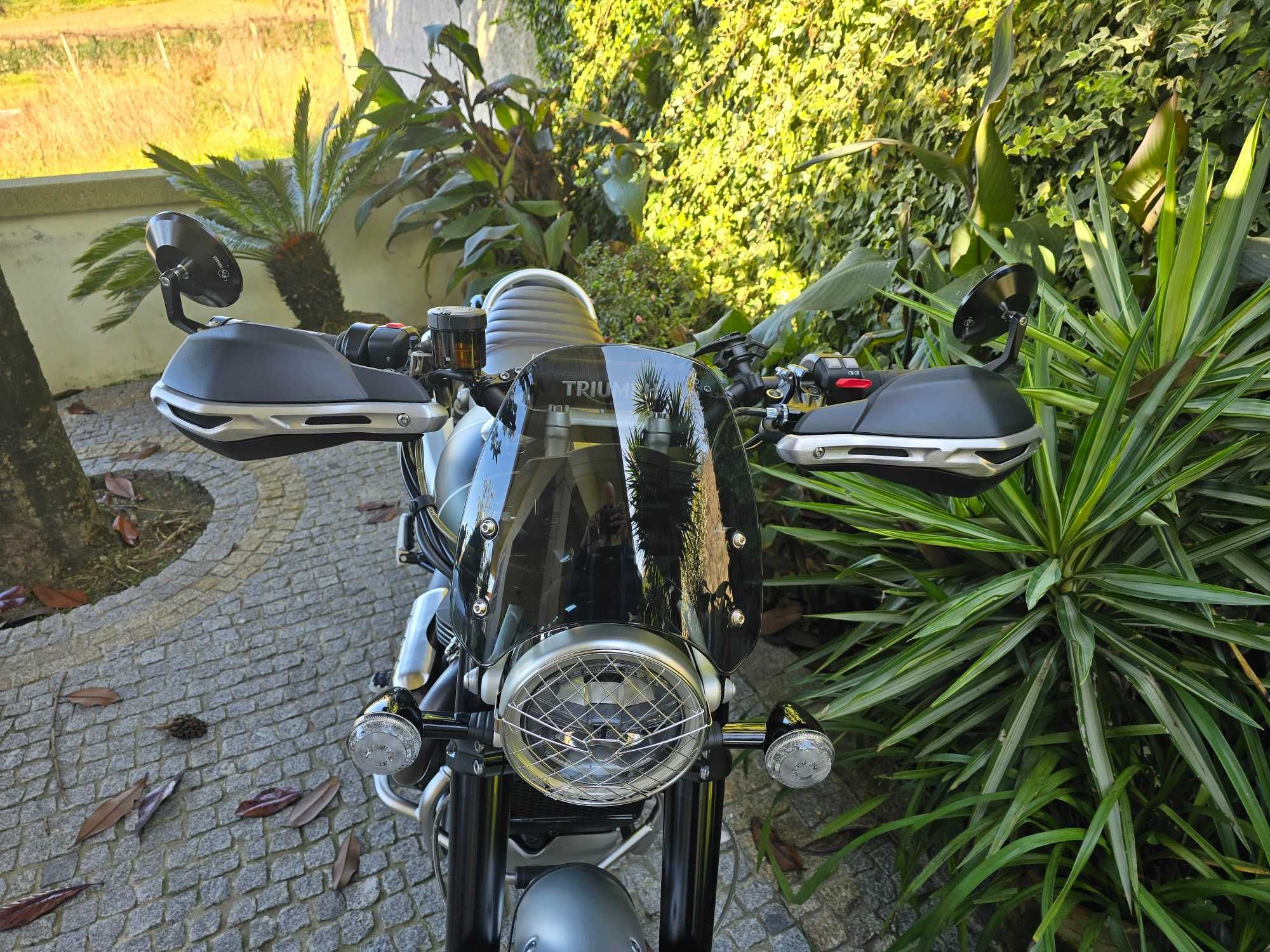 Triumph Scrambler 1200 XC