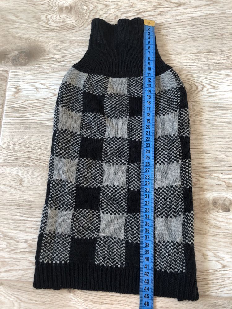 Sweterek dla psa w kratkę koloru szarego rozmiar L