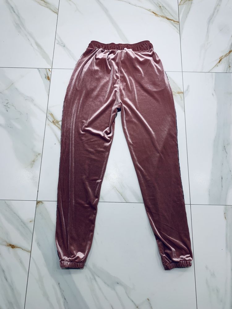 Balenciaga welurowe spodnie dresowe M