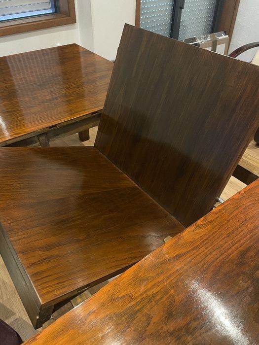 Mesa de jantar em cerejeira (extensível) + 4 cadeiras oferta