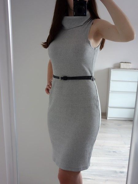 New Look szara sukienka midi golf dresowa prążki siwa dopasowana 38 M