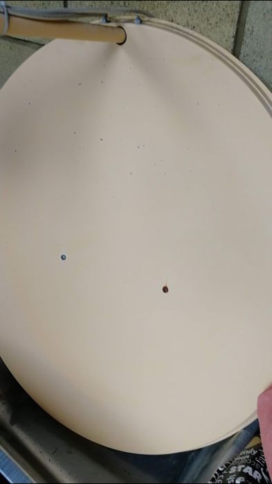 Супутникова антена