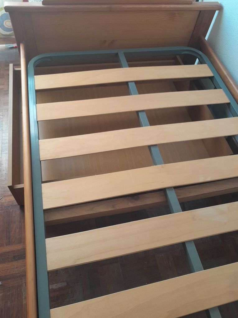 Cama de solteiro