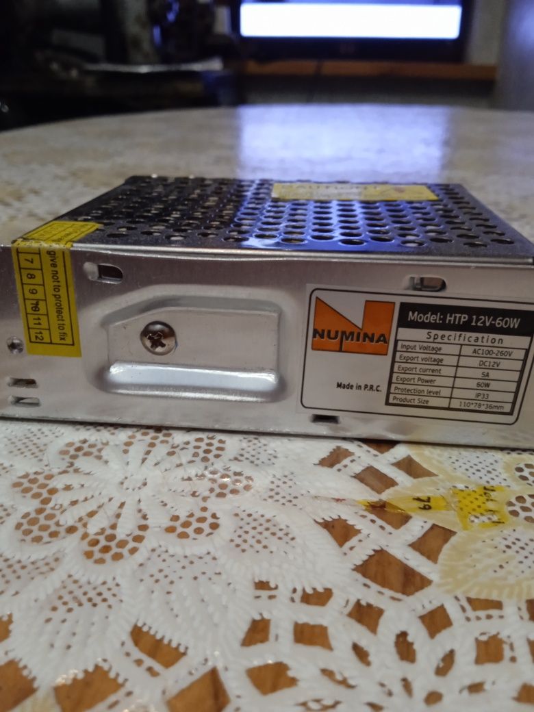 Блок живлення,модель НТР 12 V 60 w.