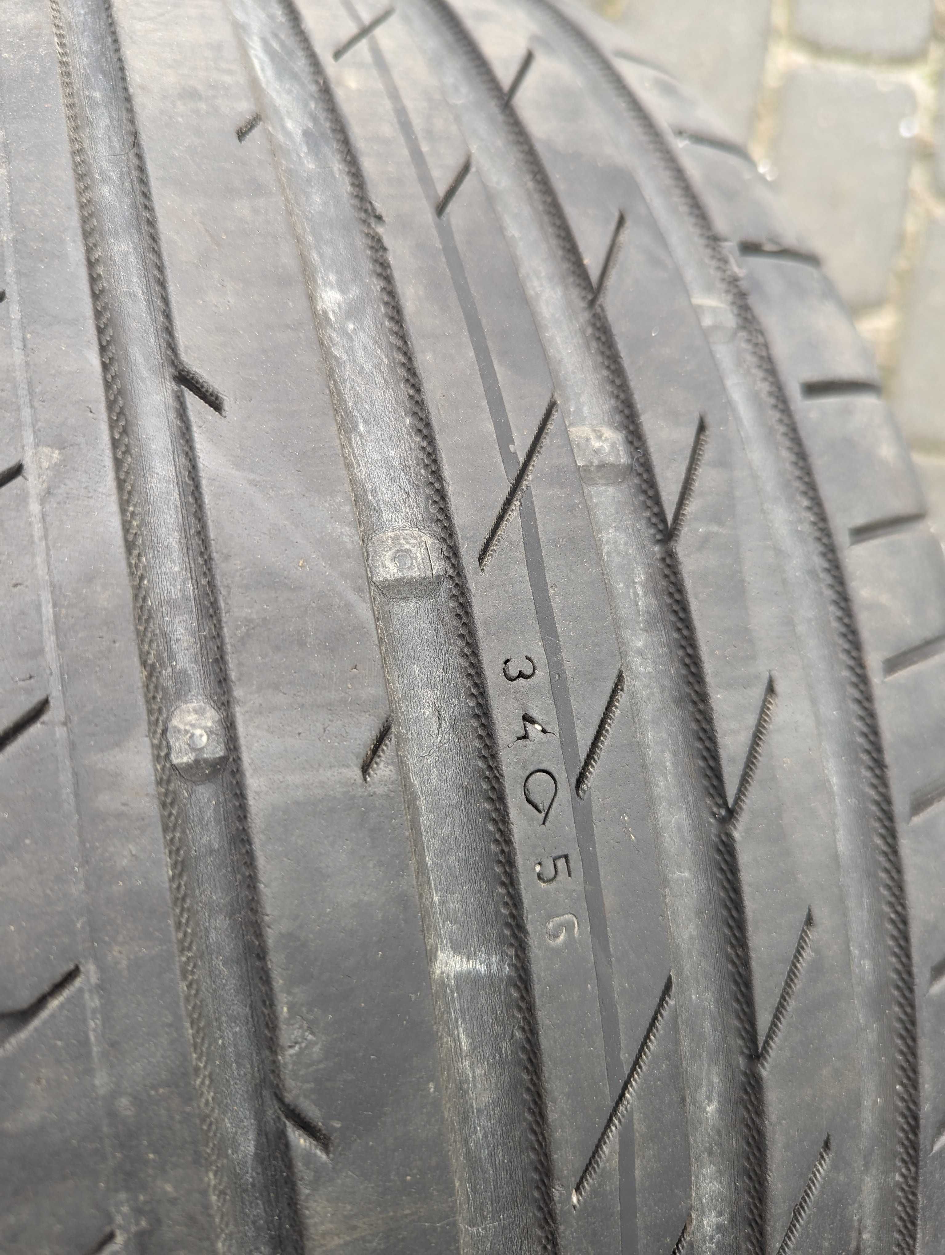 Opony letnie Nokian ZLine 225/40 R19