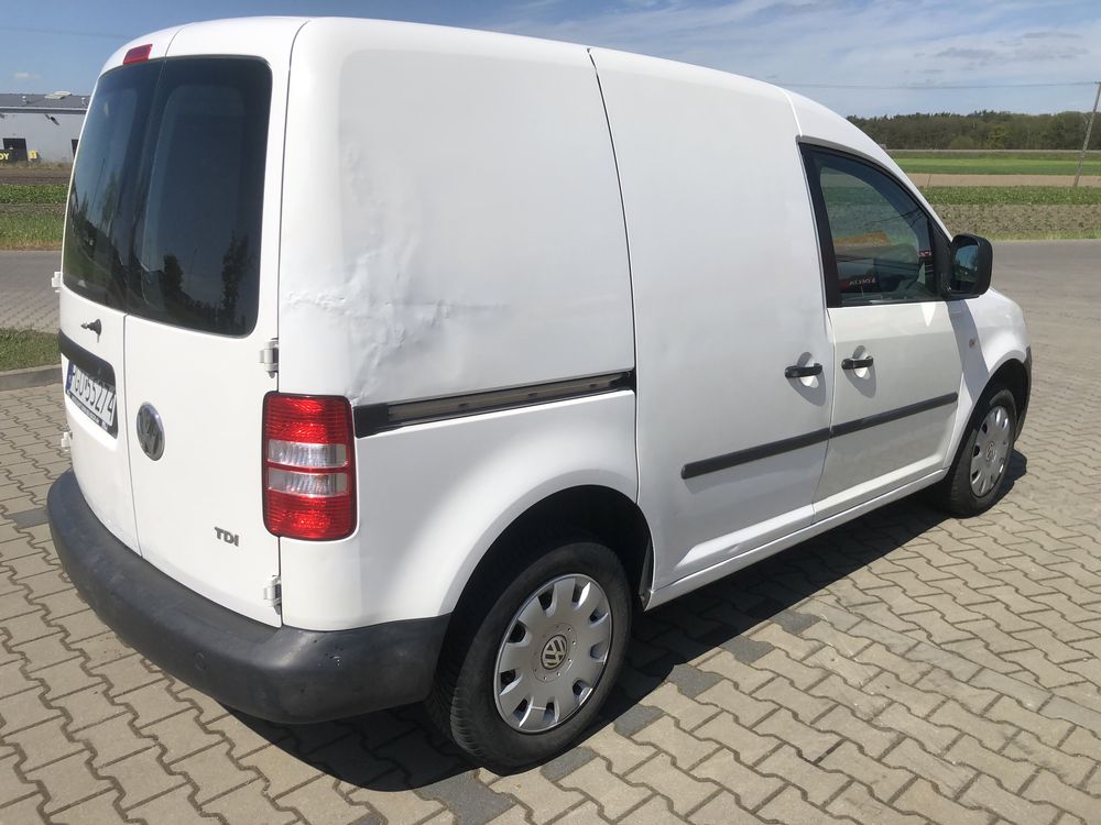 VW Caddy 1.6 TDI 2011 rok