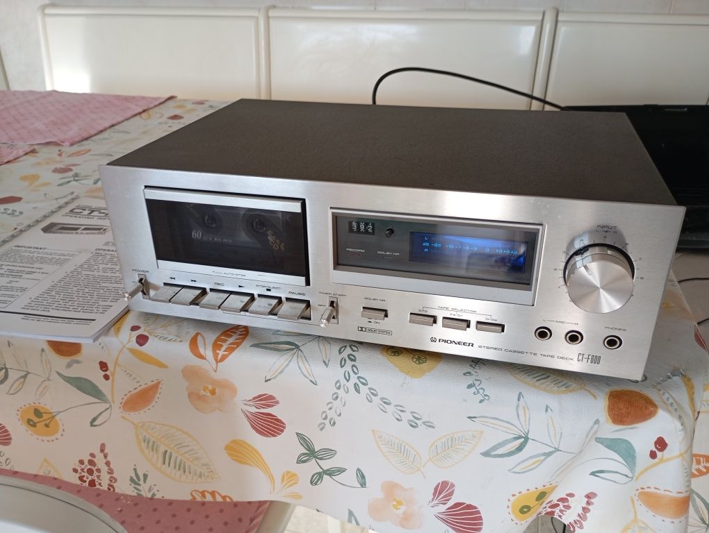 PIONEER CT-F 600 Cassete Deck