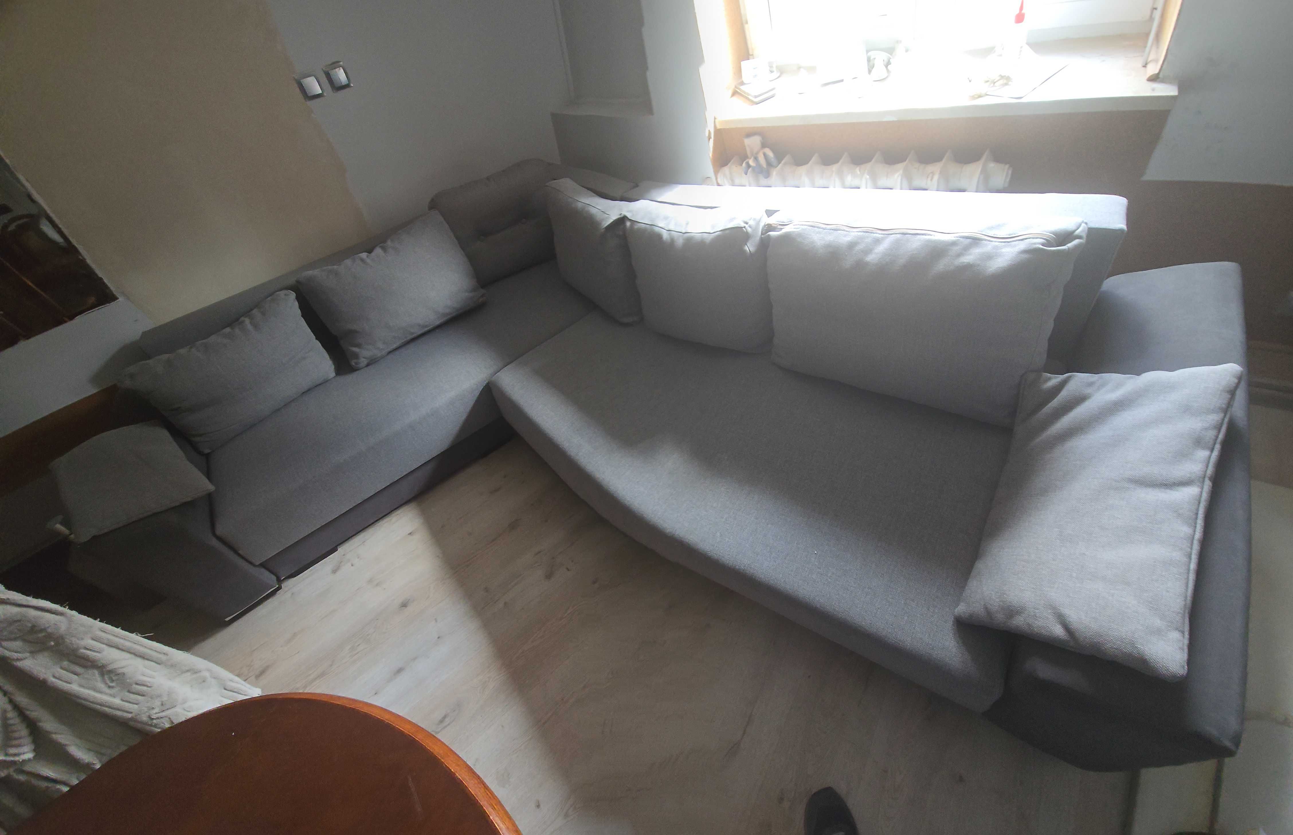 Narożnik z funkcją spania 240m x180